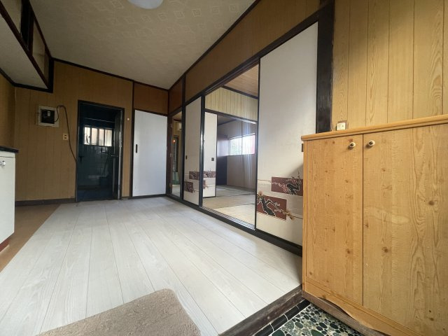 【居間・リビング】