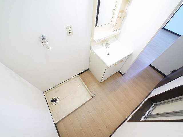 サンロードCの洗面所|忙しい朝には欠かせない洗面所です