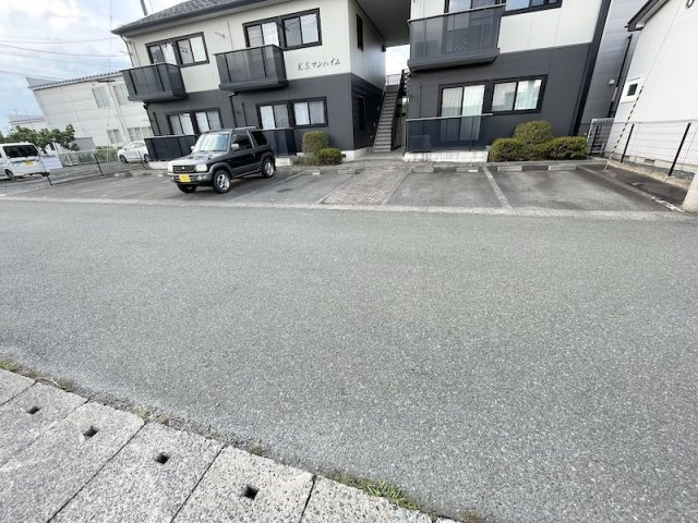K・Sマンハイムの駐車場