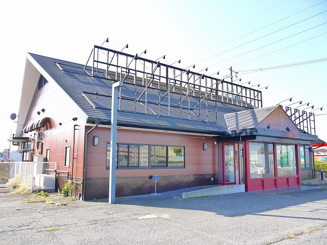 下三橋町店舗の外観