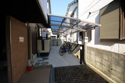 【その他共用部分】 | シャルム南山本 | ☆屋根付き駐輪場☆