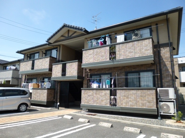 倉敷市大内のアパートの外観