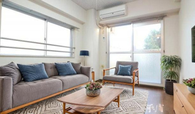 【居間・リビング】 | たかなかビル | CGで家具等を配置したものです。実際に家具等は含まれません。