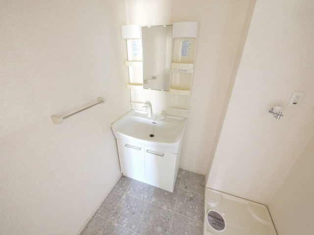 ヒルパストラルⅡの独立洗面台