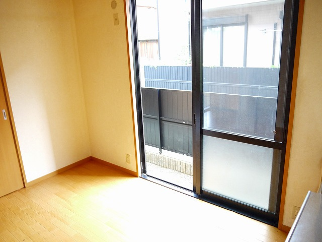 アンシャンテ宮の森　Ⅲの寝室|使い勝手のいい寝室です