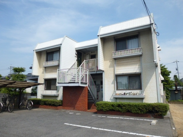 倉敷市新田のアパートの外観