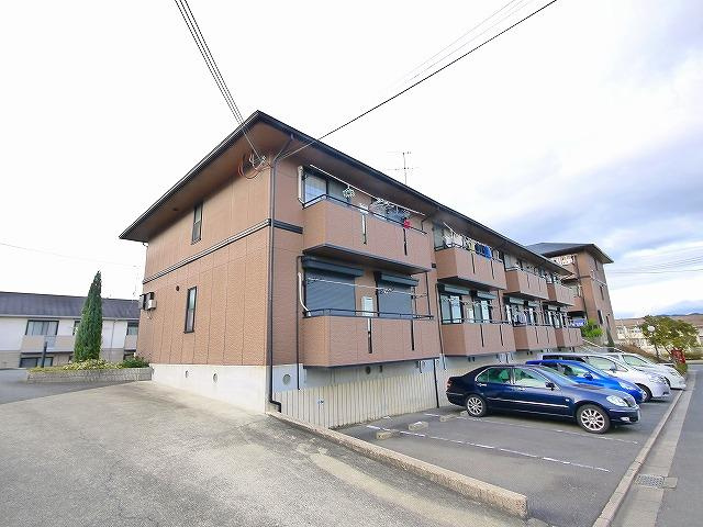 ボナール梅美台3号館の外観