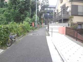 【前面道路含む現地写真】 | 品川区東大井3丁目新築一戸建て5480万円前面道路