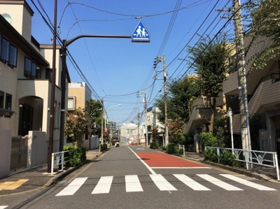 【周辺】 | グランドメゾン代々木上原 | 前面道路