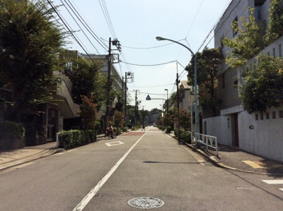 【周辺】 | グランドメゾン代々木上原 | 前面道路