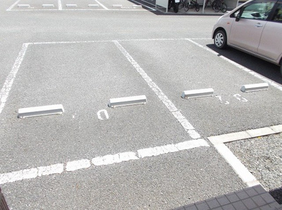 【駐車場】 | フラワーガーデン川木谷　Ｄ