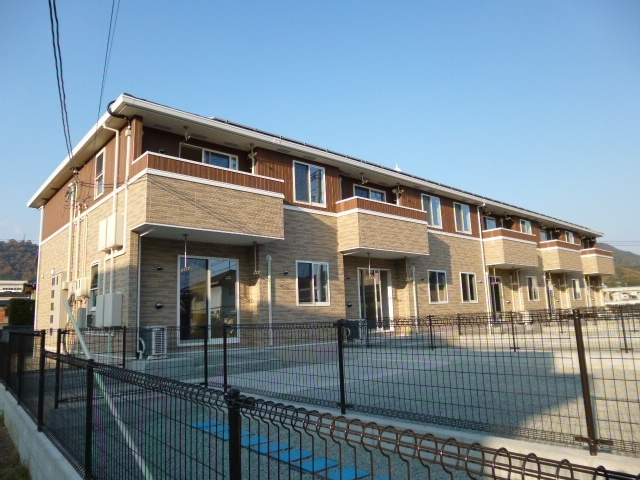 小田郡矢掛町矢掛のアパートの外観
