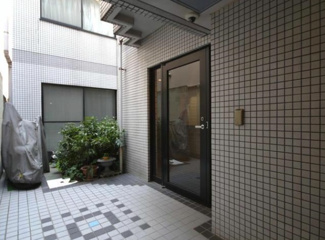 【エントランス】