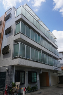【外観】 | 存在感のある建物