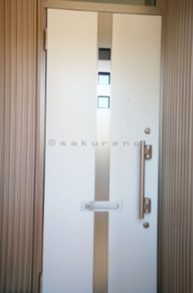 【エントランス】 | ルミエール金山Ⅰ | 玄関錠はダブルロックキーを採用。