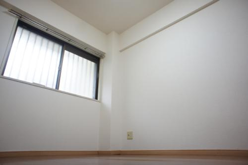 【子供部屋】 | パレ・ドール西船橋 | 洋室の明るいお部屋です。