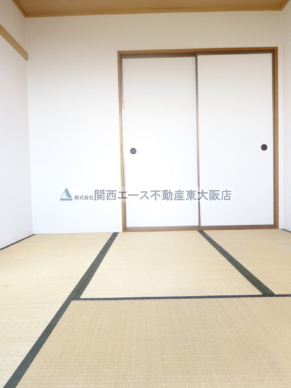 【和室】 | クレスト・シティー・ビュー｜３ＤＫ→２ＬＤＫに大改装！│