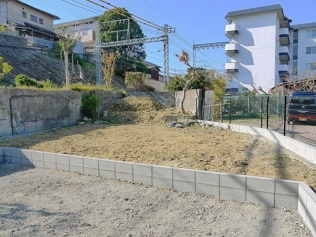 赤田町一戸建の駐車場