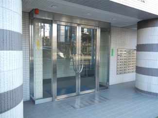 【エントランス】