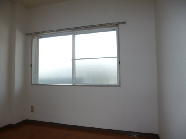 ビバリーガーデン大島Ｂの寝室