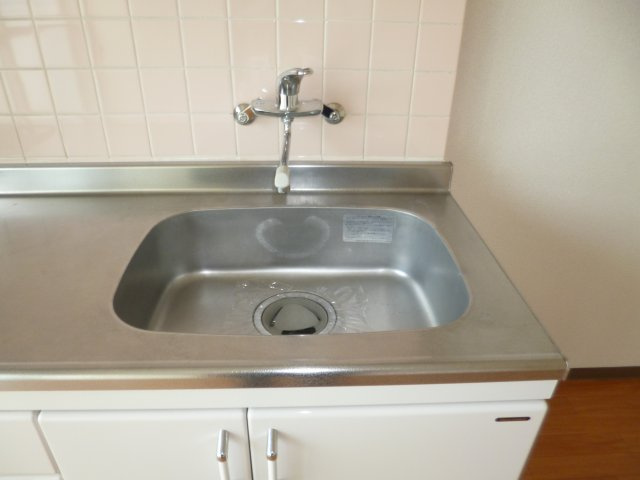 ビバリーガーデン大島Ｂのキッチン