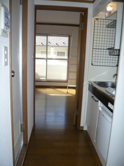 【内装】 | モリー90 | コンロ・冷蔵庫付