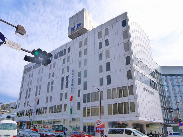 奈良近鉄ビルの外観