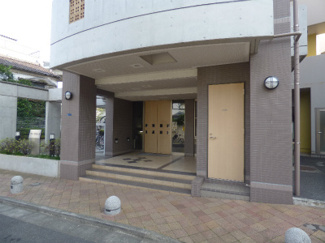 【エントランス】