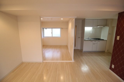 【寝室】 | アロハ名谷