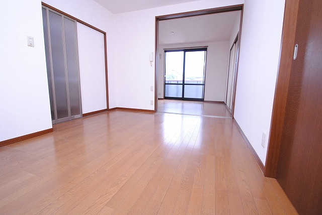 グリーンパーク野中の寝室