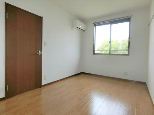 グリーンパーク野中の内装