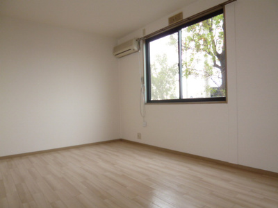 【寝室】 | レイモンドサンヴィレッジＡ | 洋室