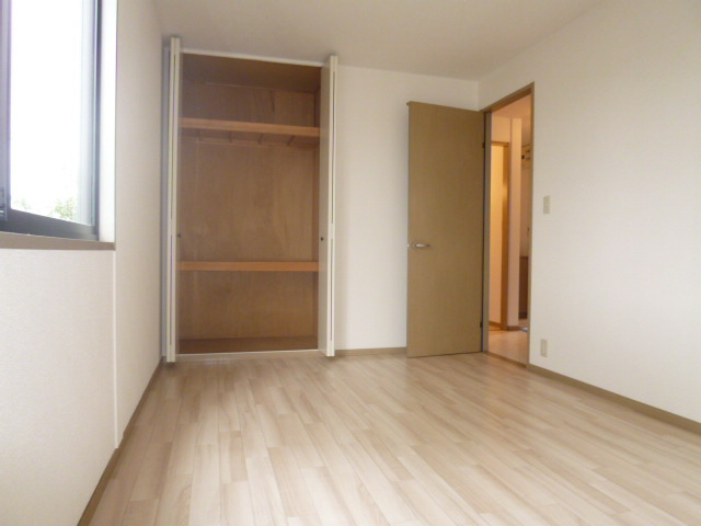 レイモンドサンヴィレッジＡの寝室|洋室