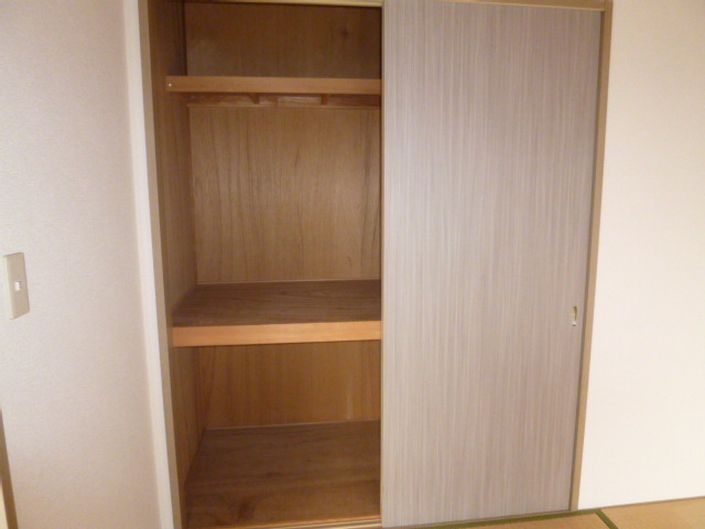 レイモンドサンヴィレッジＡの収納