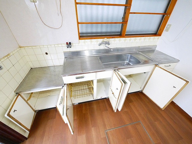 秋篠町一戸建のキッチン