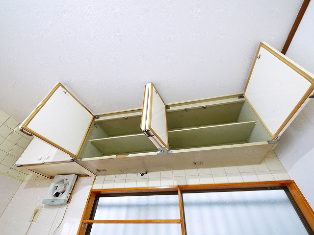 秋篠町一戸建のキッチン