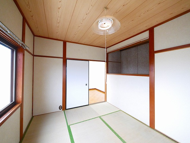 秋篠町一戸建の和室