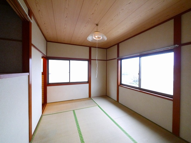 秋篠町一戸建の和室