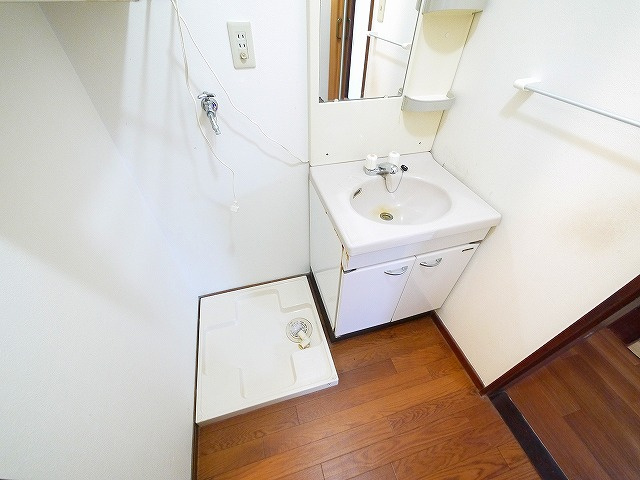 秋篠町一戸建の洗面所