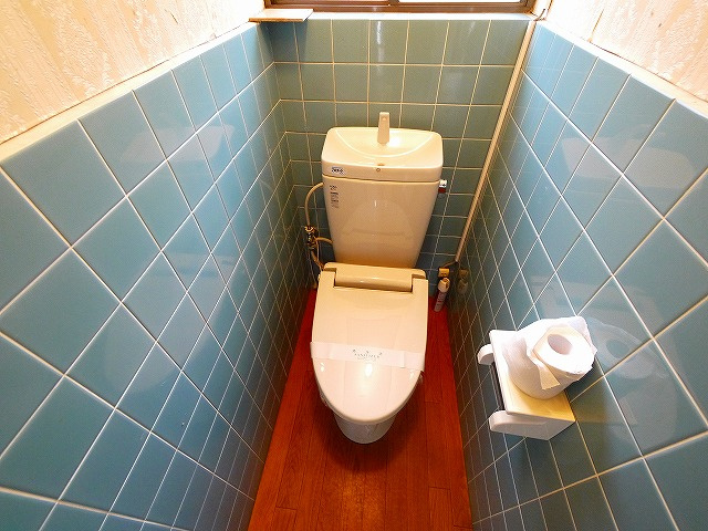 秋篠町一戸建のトイレ