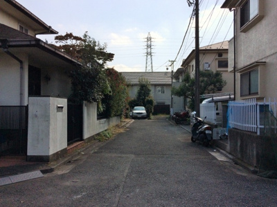 【周辺】 | 下連雀6丁目戸建(三鷹賃貸) | 前面道路