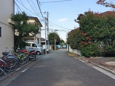 【周辺】 | 下連雀6丁目戸建(三鷹賃貸) | 前面道路