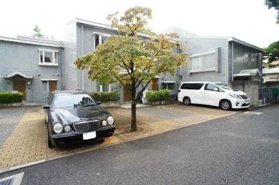 【駐車場】 | 成城コンパウンドカンフリエ