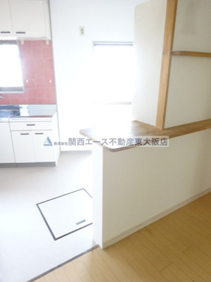 【居間・リビング】 | 五条町貸家│縄手東小学校区！内装大改装済みの貸家です！│
