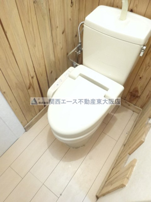 【トイレ】 | 五条町貸家│縄手東小学校区！内装大改装済みの貸家です！│