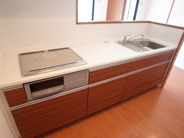 エコルクス地行のキッチン|エコルクス地行（2ＬＤＫ）　キッチン
写真は別号室タイプです