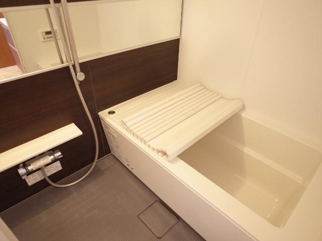 エコルクス地行の浴室|エコルクス地行（2ＬＤＫ）　風呂
写真は別号室タイプです