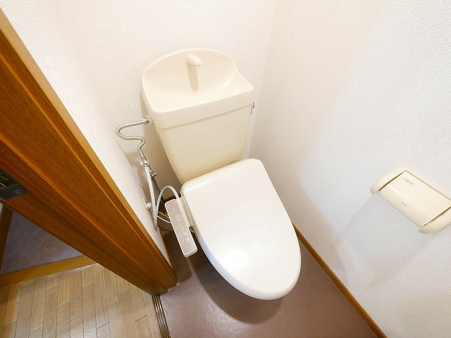 ブランドール佐保川のトイレ