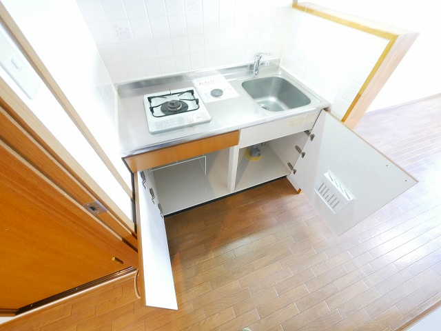 ブランドール佐保川のキッチン