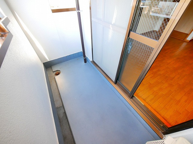 ブランドール佐保川のバルコニー